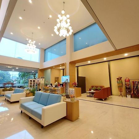 @Hom Premiere Timoho Hotel Yogyakarta Luaran gambar